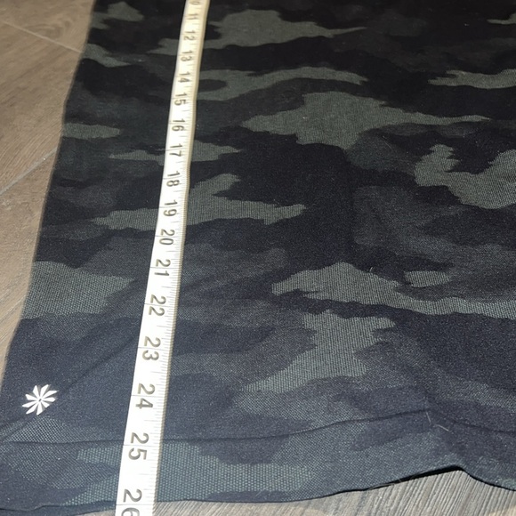 Athleta Momentum Seamless Camo Racerback Tank Size XS - Picture 8 of 9